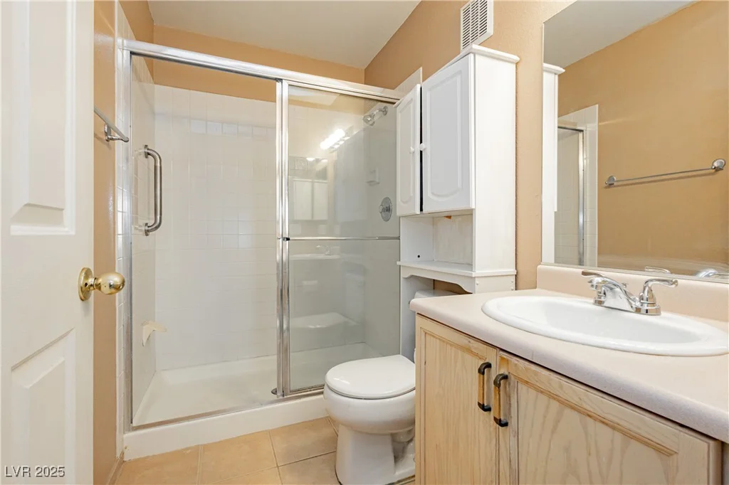 917 Grammy, Las Vegas, NV 89145