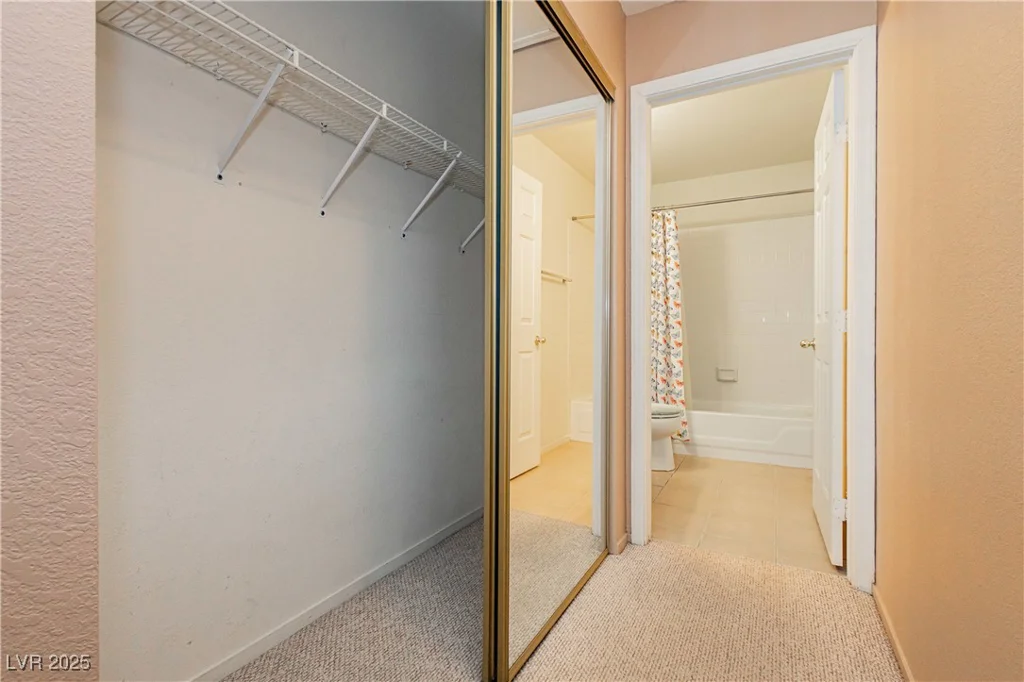 917 Grammy, Las Vegas, NV 89145