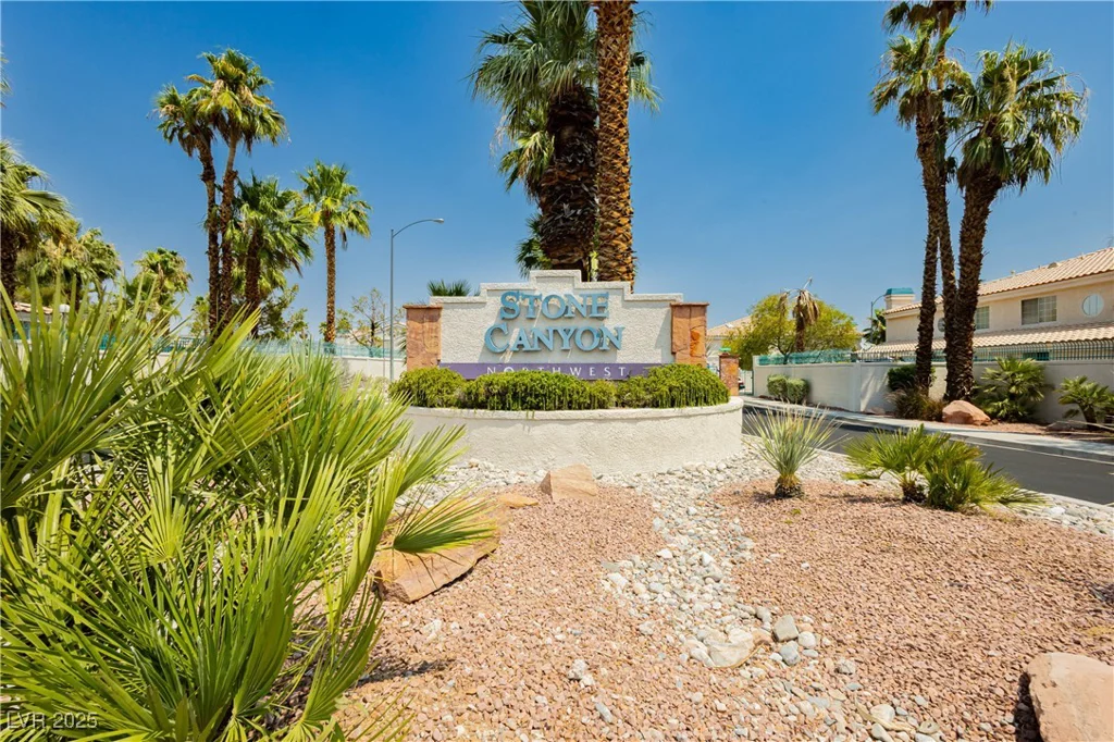 917 Grammy, Las Vegas, NV 89145