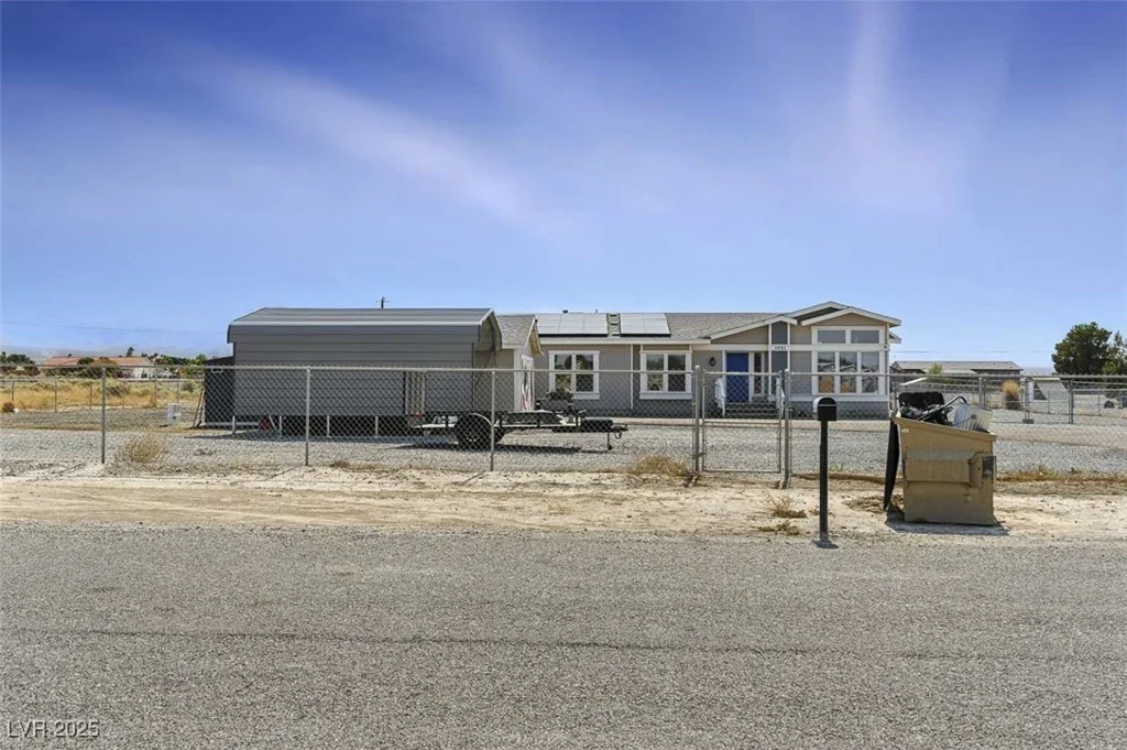 3551 Tahachapi, Pahrump, NV 89048