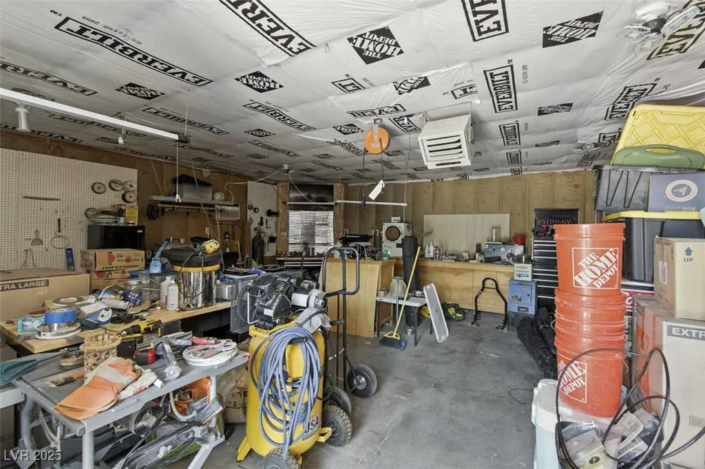 3551 Tahachapi, Pahrump, NV 89048