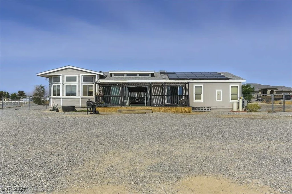 3551 Tahachapi, Pahrump, NV 89048