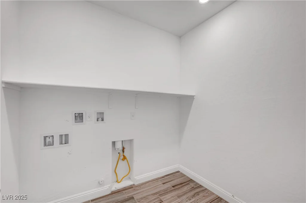 2238 Thelen, North Las Vegas, NV 89086