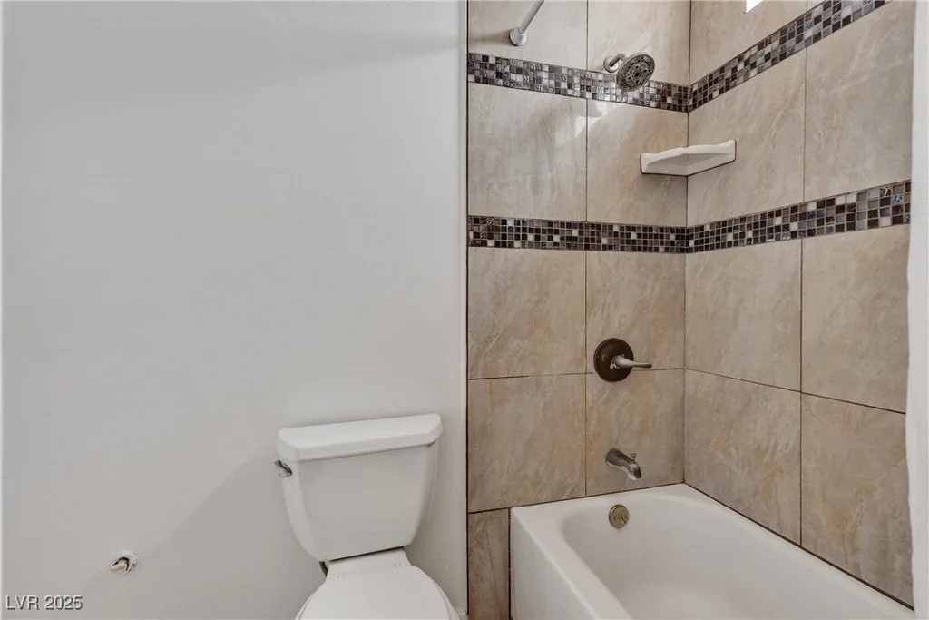 5812 Maynard, Las Vegas, NV 89108