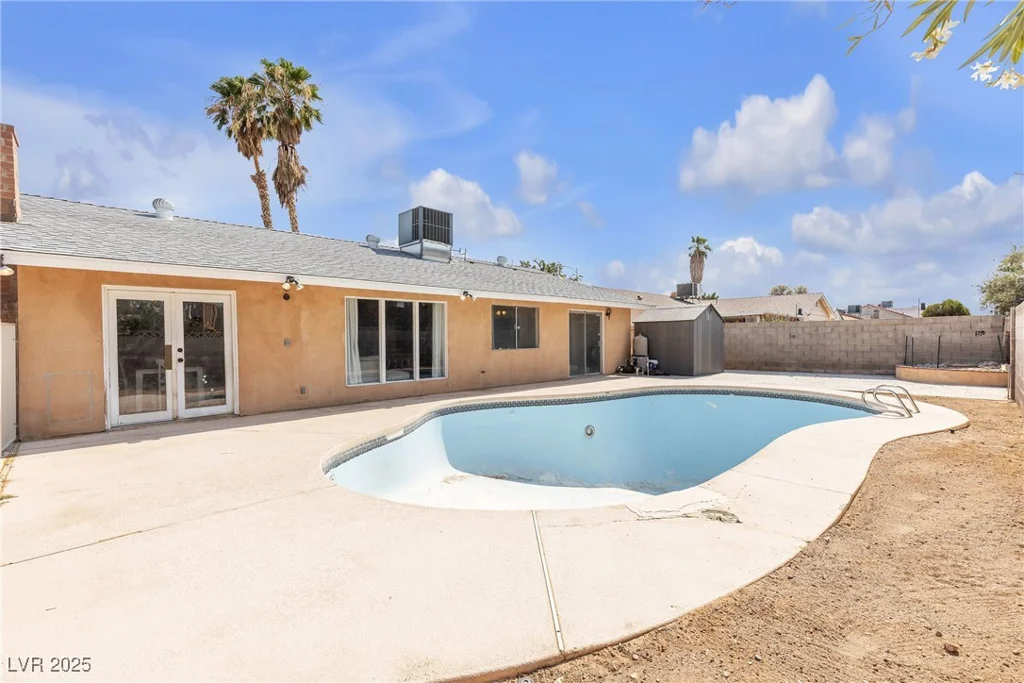 5812 Maynard, Las Vegas, NV 89108