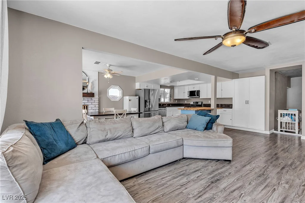 5812 Maynard, Las Vegas, NV 89108