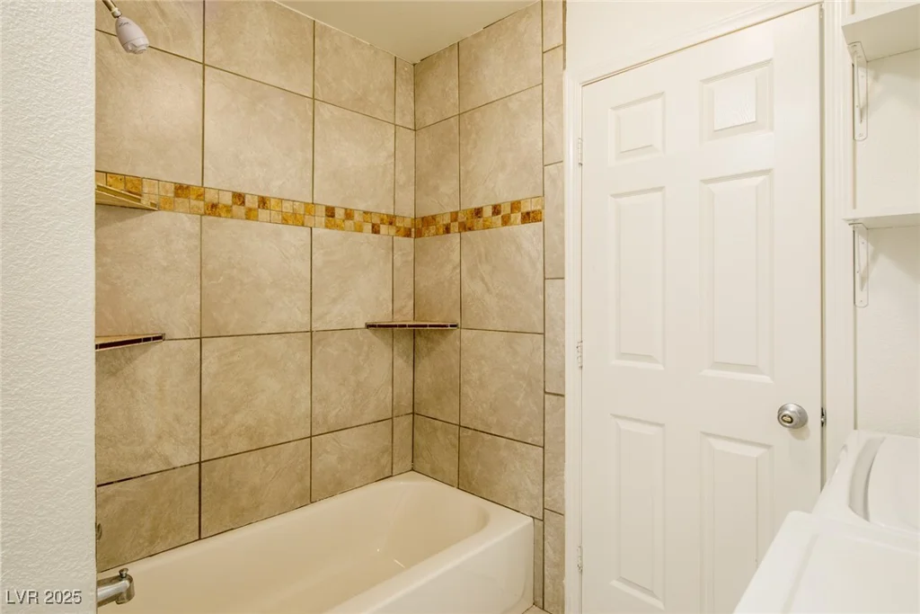 3017 Saint George, North Las Vegas, NV 89030