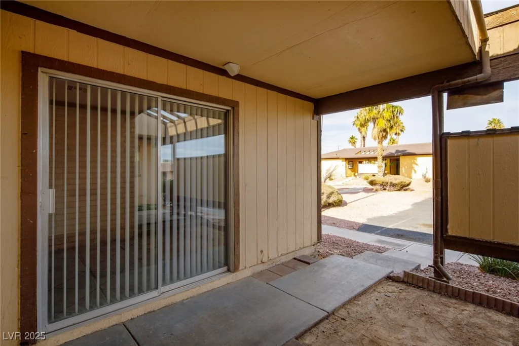 3017 Saint George, North Las Vegas, NV 89030