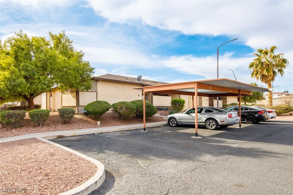 3017 Saint George, North Las Vegas, NV 89030