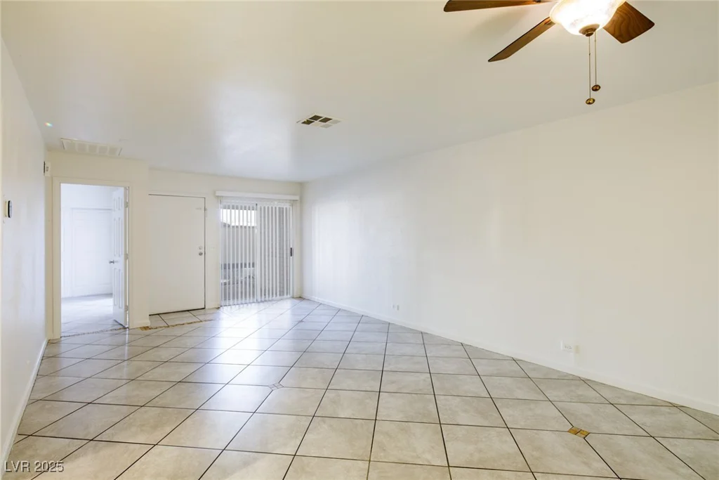 3017 Saint George, North Las Vegas, NV 89030