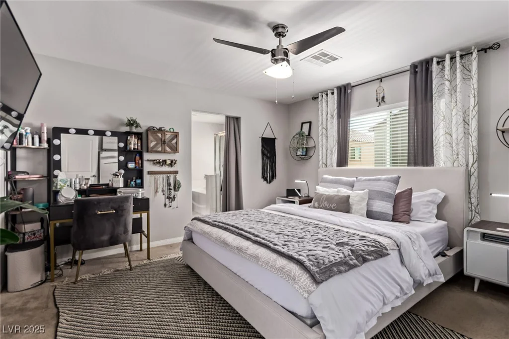 8687 Tara Hill, Las Vegas, NV 89148