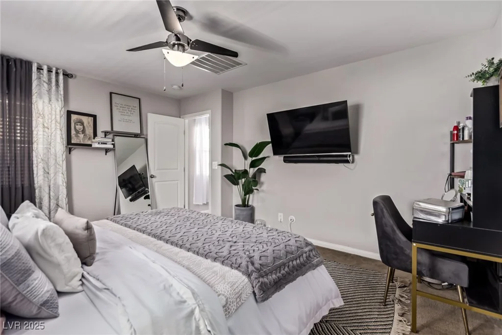 8687 Tara Hill, Las Vegas, NV 89148
