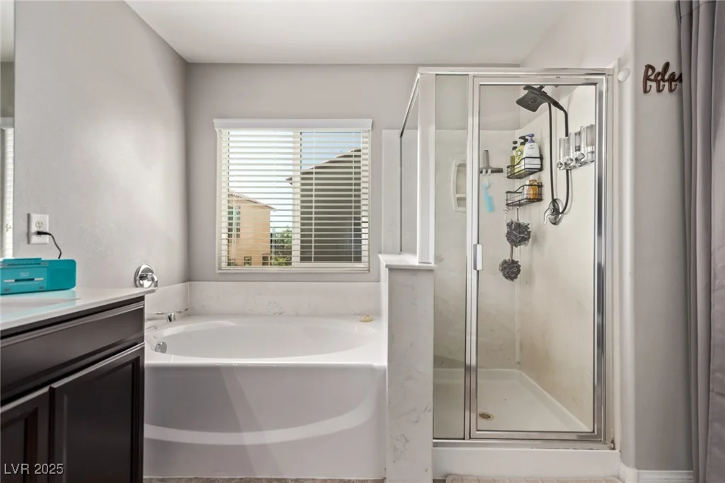 8687 Tara Hill, Las Vegas, NV 89148