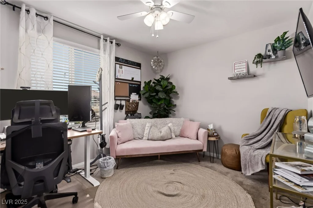 8687 Tara Hill, Las Vegas, NV 89148