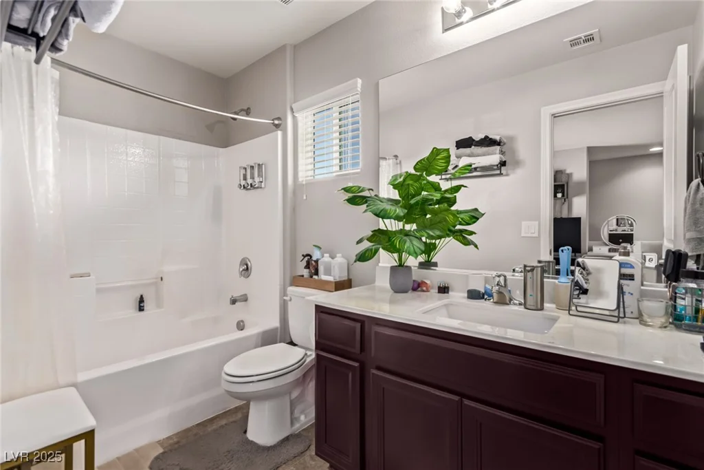 8687 Tara Hill, Las Vegas, NV 89148
