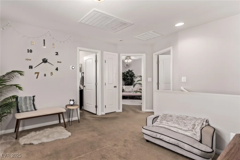 8687 Tara Hill, Las Vegas, NV 89148