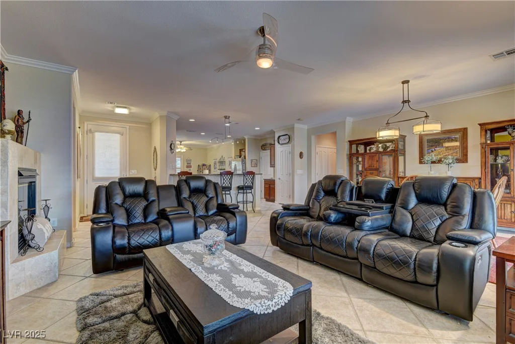 2325 Ozark Plateau, Henderson, NV 89044