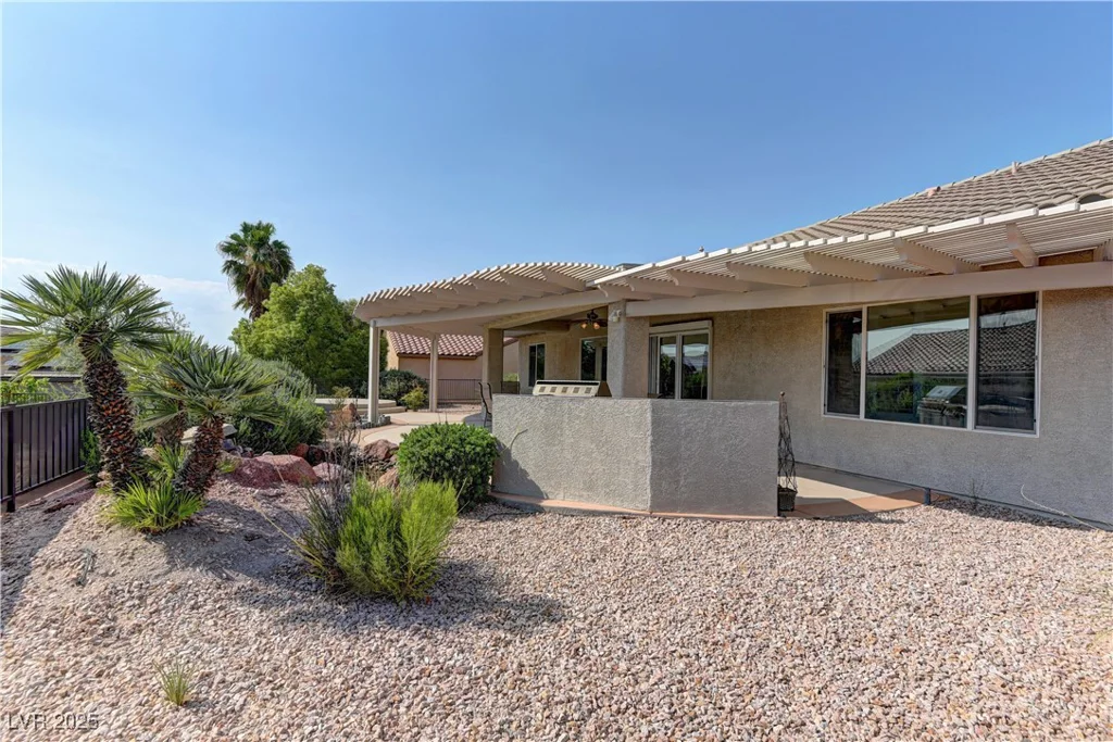2325 Ozark Plateau, Henderson, NV 89044