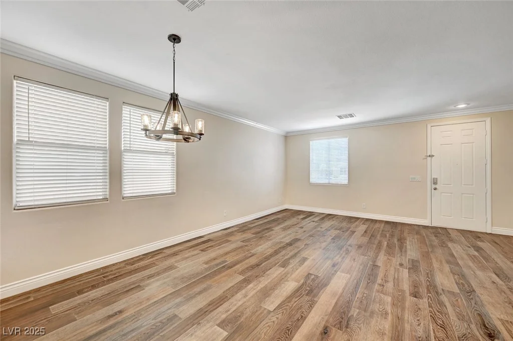5549 Green Ferry, Las Vegas, NV 89131