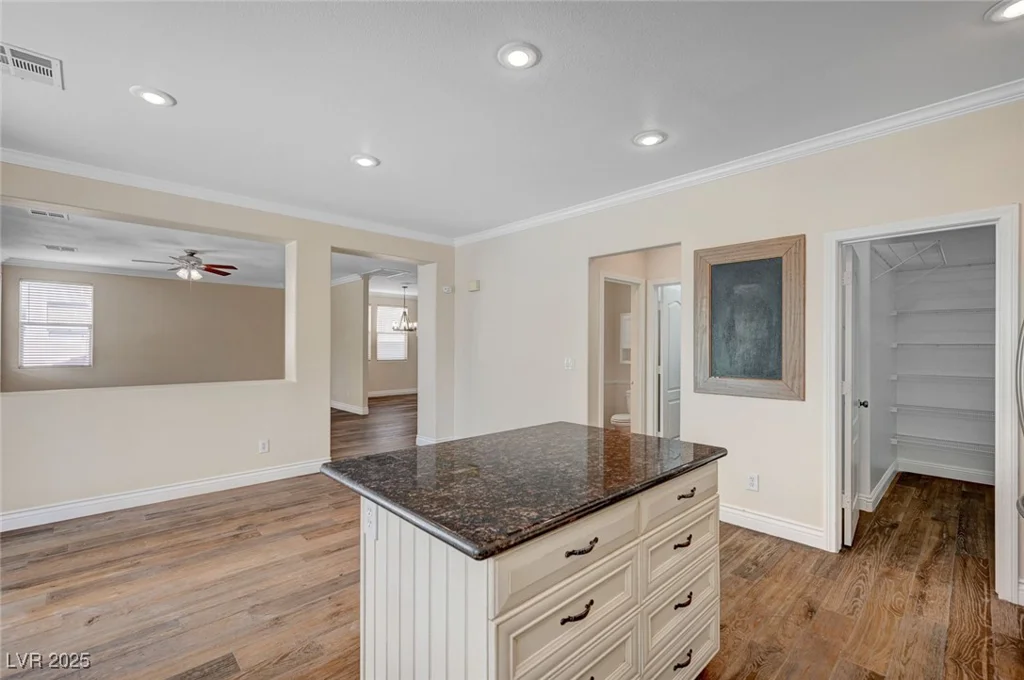 5549 Green Ferry, Las Vegas, NV 89131
