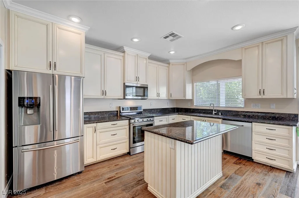 5549 Green Ferry, Las Vegas, NV 89131