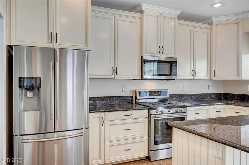 5549 Green Ferry, Las Vegas, NV 89131