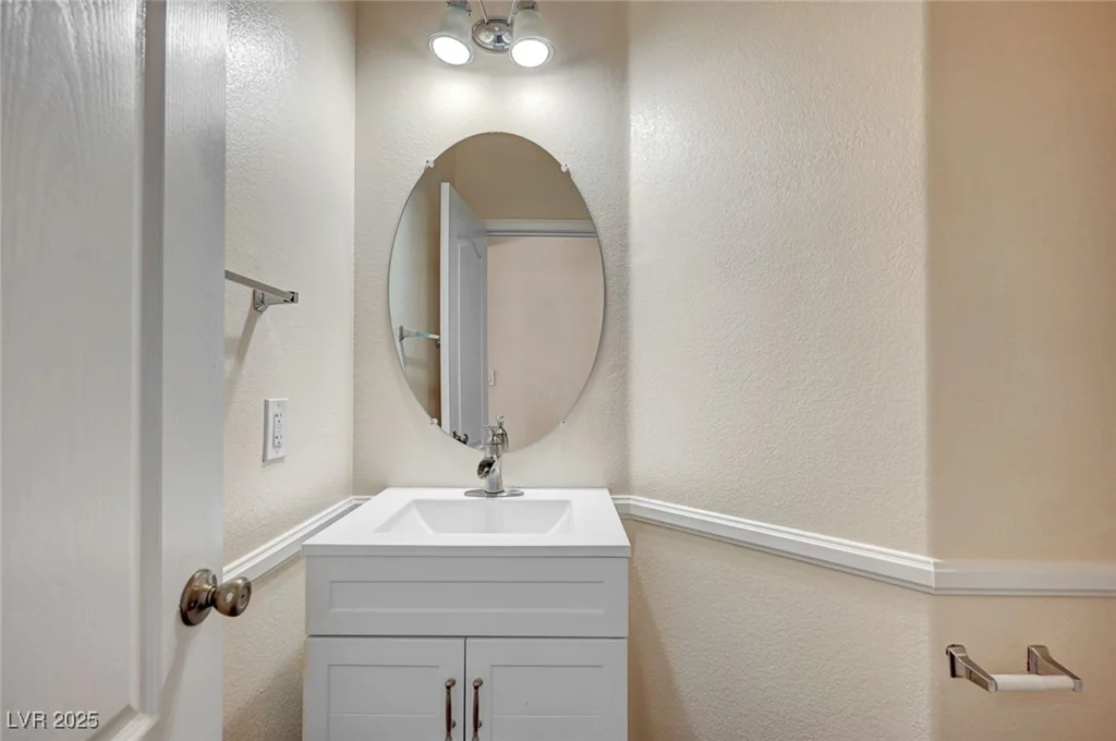 5549 Green Ferry, Las Vegas, NV 89131