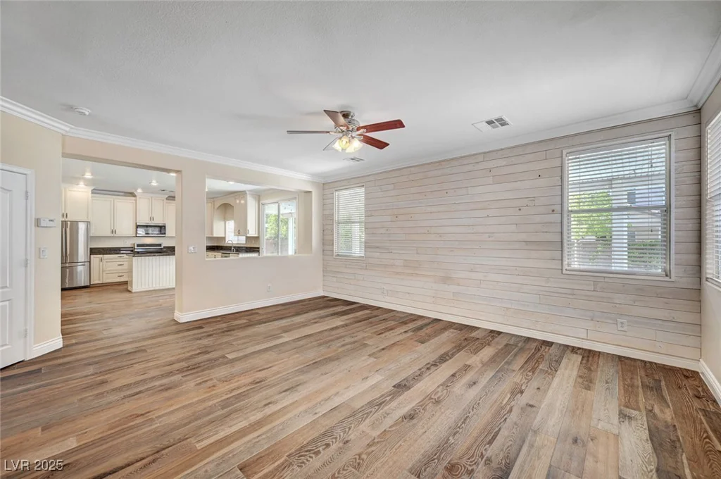5549 Green Ferry, Las Vegas, NV 89131