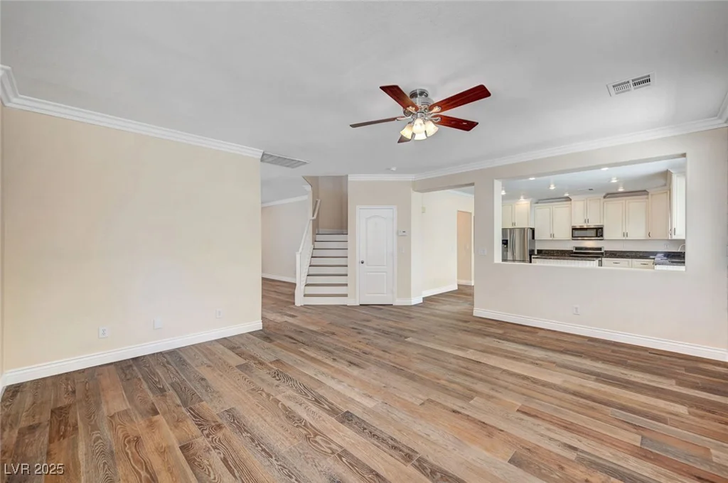 5549 Green Ferry, Las Vegas, NV 89131