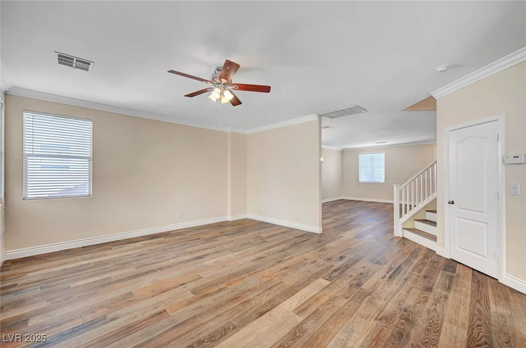5549 Green Ferry, Las Vegas, NV 89131