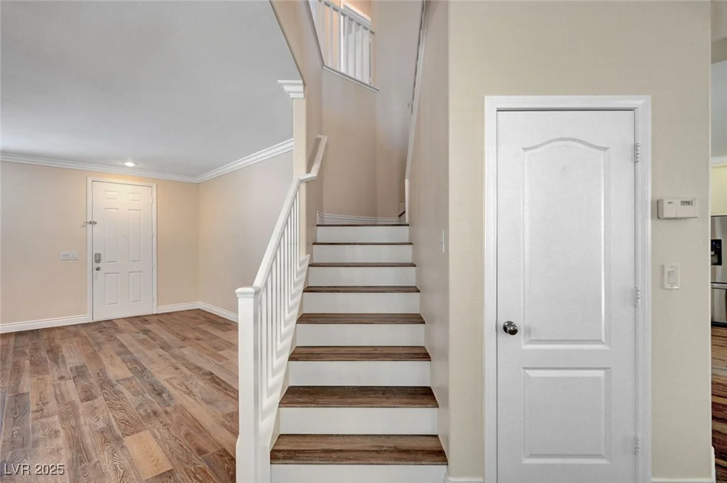 5549 Green Ferry, Las Vegas, NV 89131