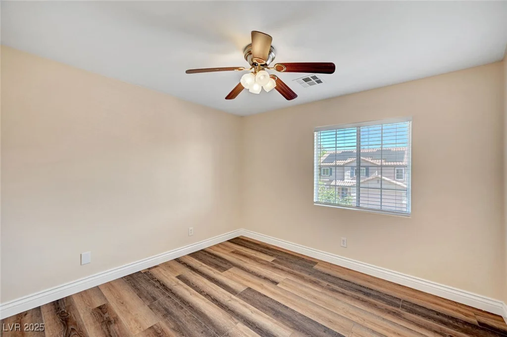 5549 Green Ferry, Las Vegas, NV 89131
