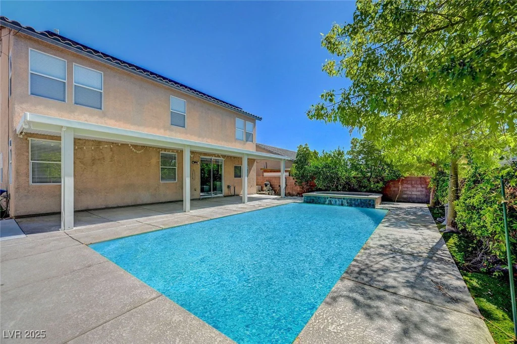 5549 Green Ferry, Las Vegas, NV 89131