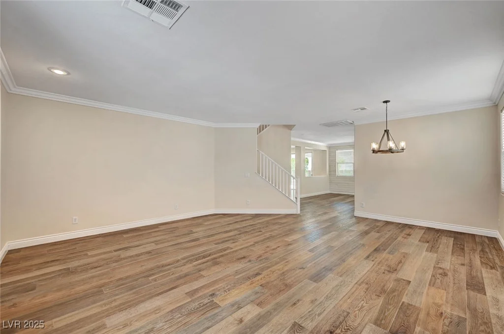 5549 Green Ferry, Las Vegas, NV 89131