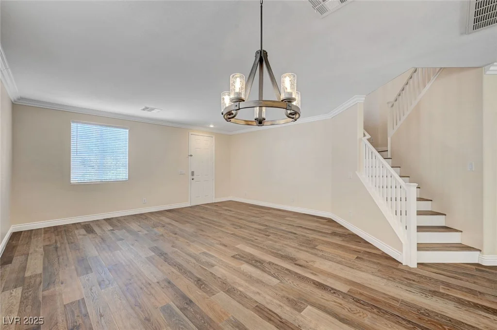 5549 Green Ferry, Las Vegas, NV 89131