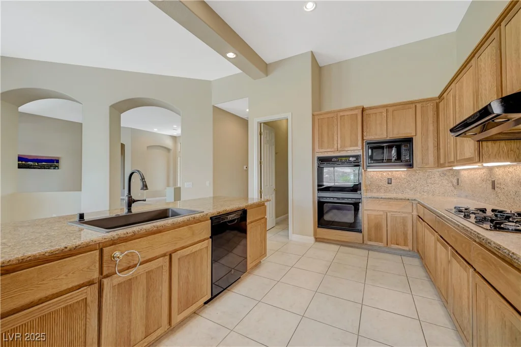 4 Isleworth, Henderson, NV 89052