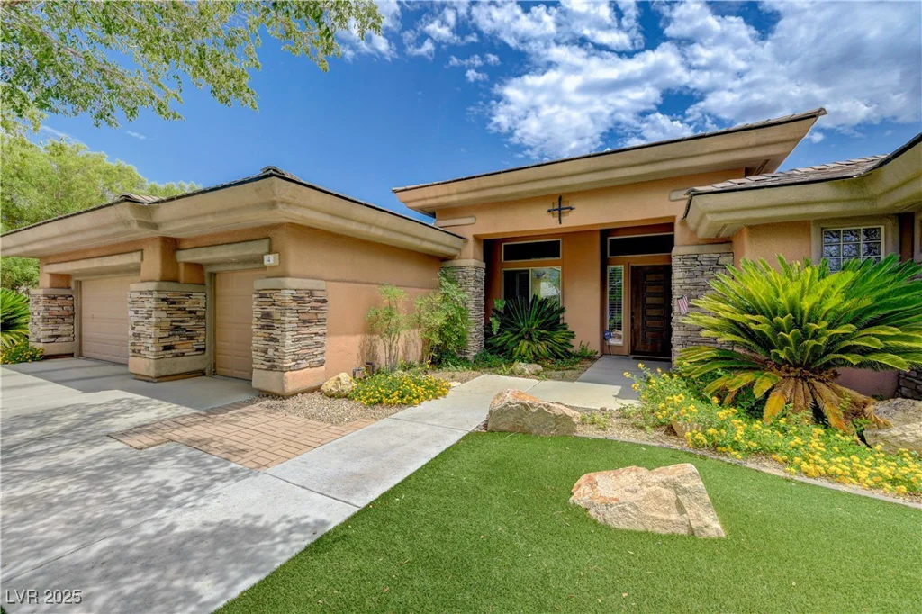 4 Isleworth, Henderson, NV 89052