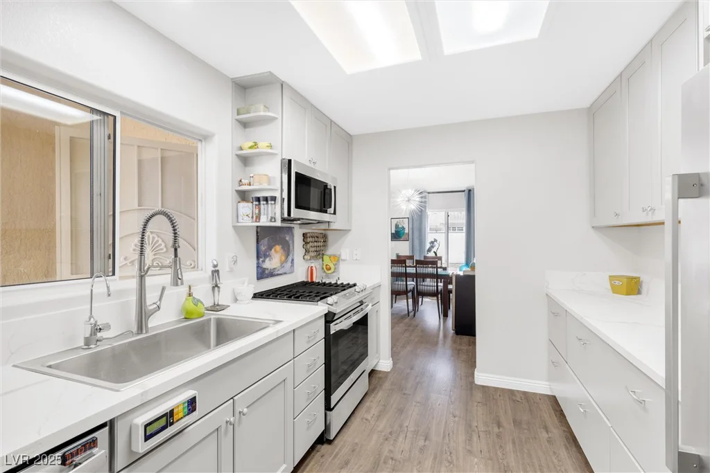 9445 Grand Mesa, Las Vegas, NV 89134