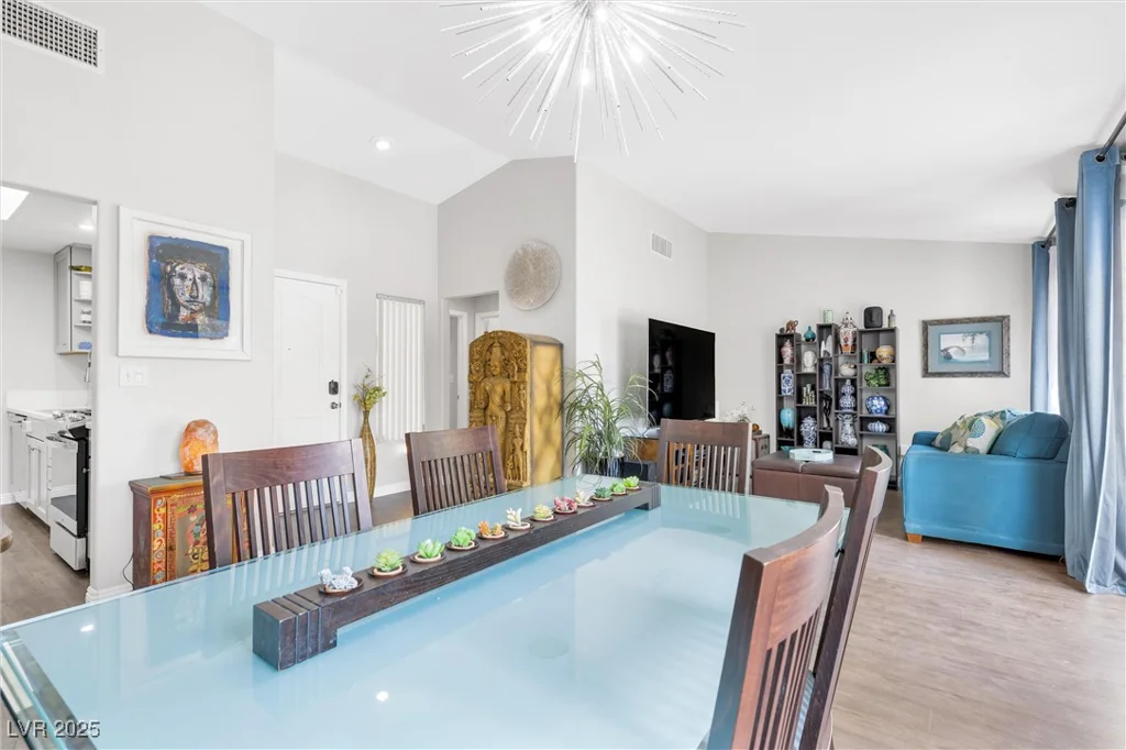 9445 Grand Mesa, Las Vegas, NV 89134