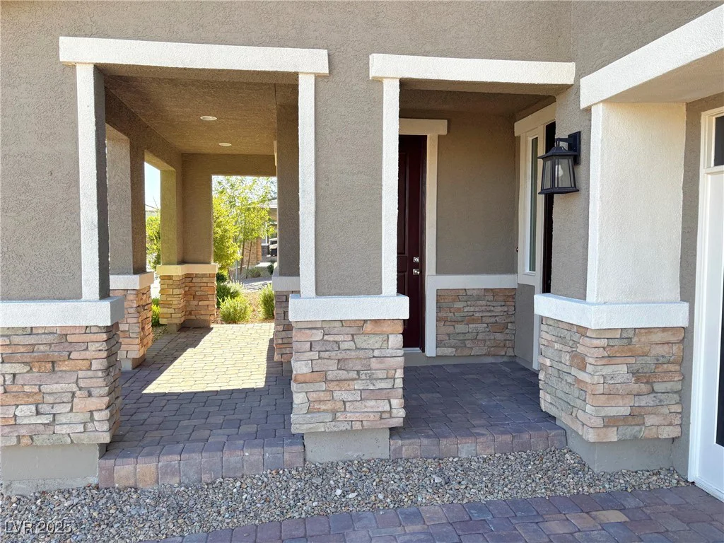 92 Kokomiko, Las Vegas, NV 89183