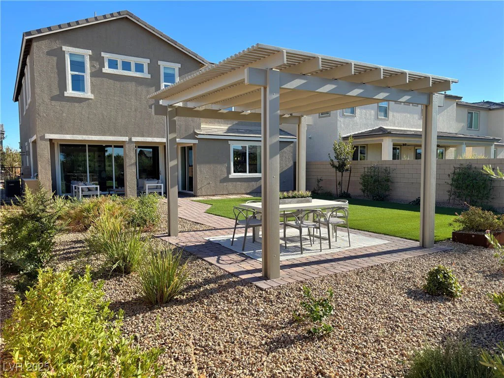 92 Kokomiko, Las Vegas, NV 89183