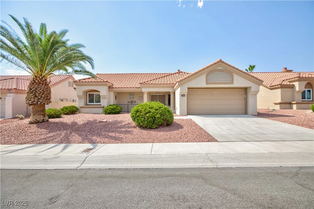8825 Kingsmill, Las Vegas, NV 89134