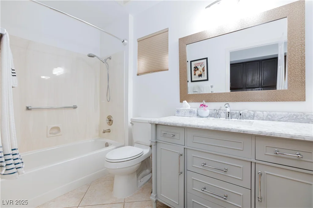 8825 Kingsmill, Las Vegas, NV 89134