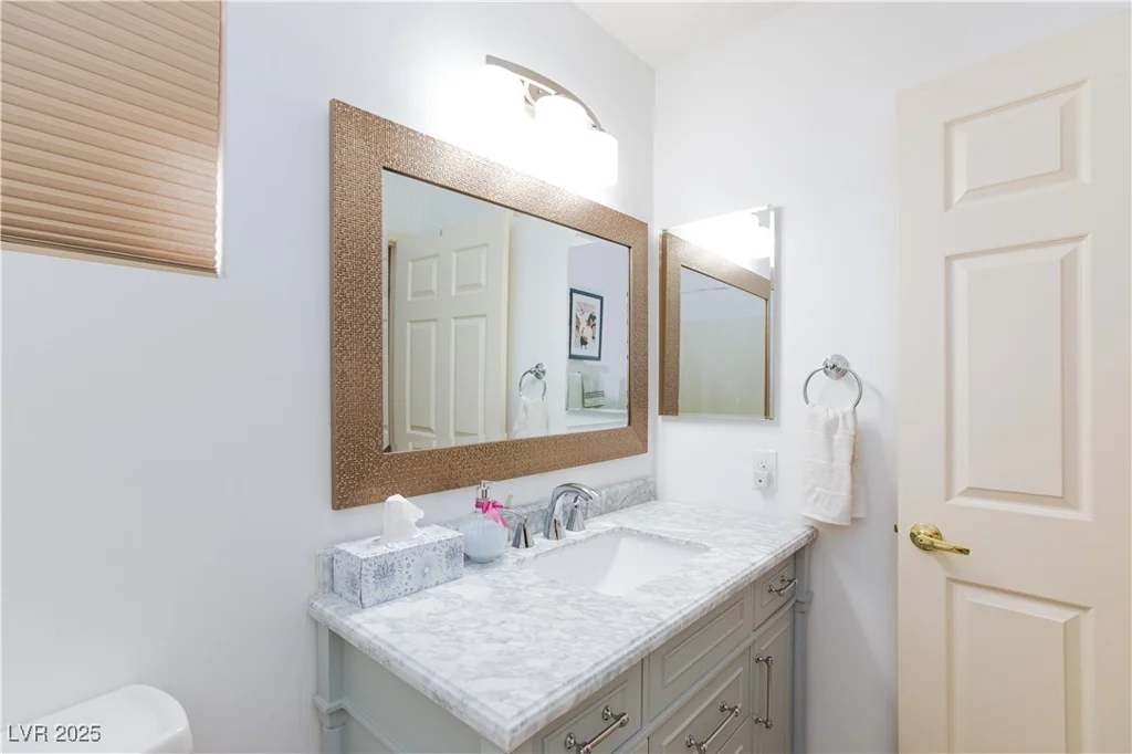 8825 Kingsmill, Las Vegas, NV 89134