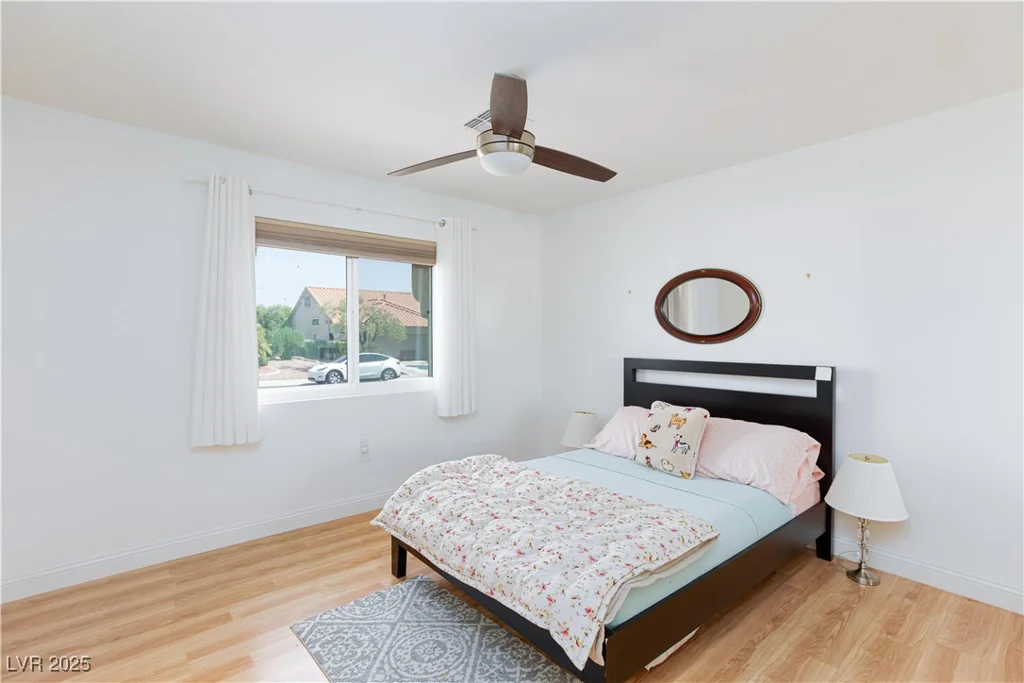 8825 Kingsmill, Las Vegas, NV 89134