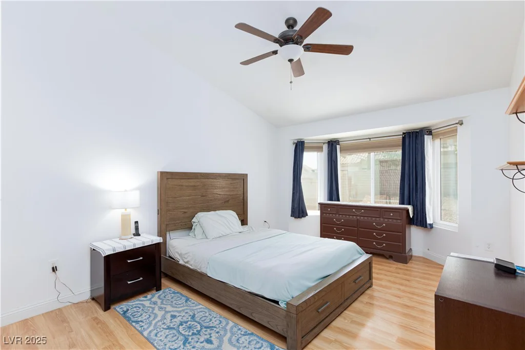 8825 Kingsmill, Las Vegas, NV 89134