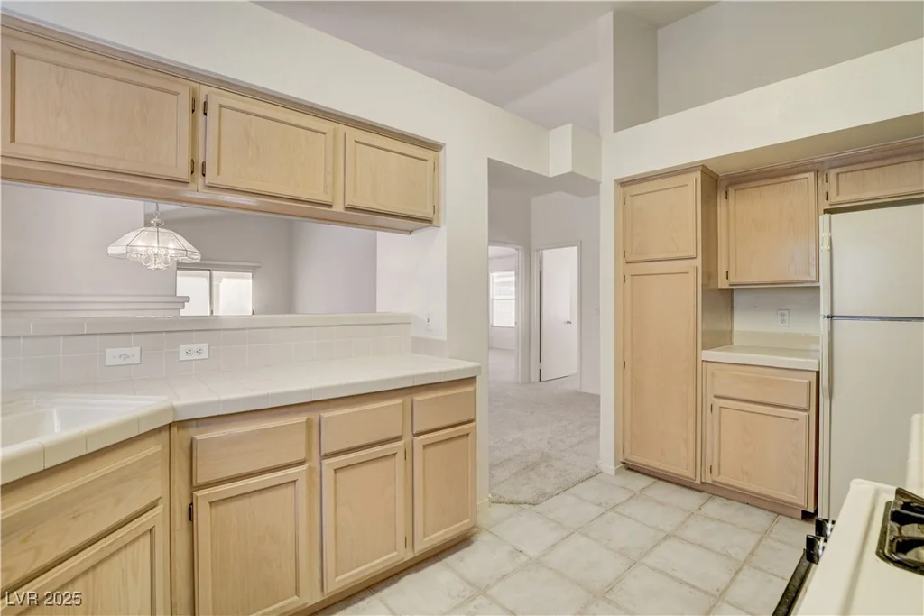 1641 Sun Canyon, Las Vegas, NV 89128