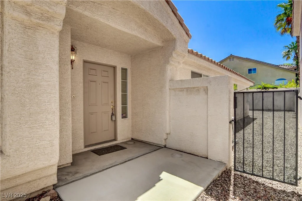 1641 Sun Canyon, Las Vegas, NV 89128