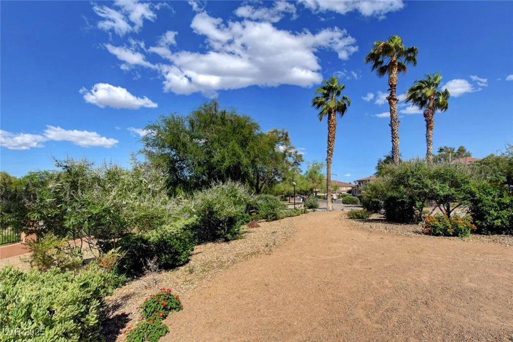 1641 Sun Canyon, Las Vegas, NV 89128