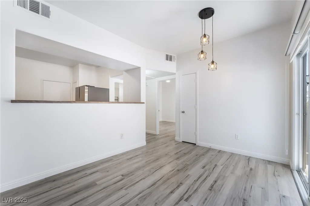 7255 Sunset, Las Vegas, NV 89113
